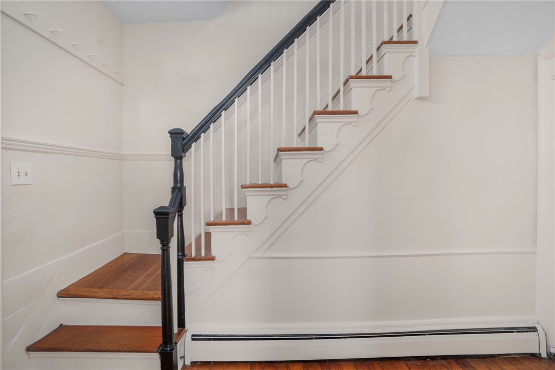 14 Elm Street Newport, RI 02840 - Photo 25 of 41