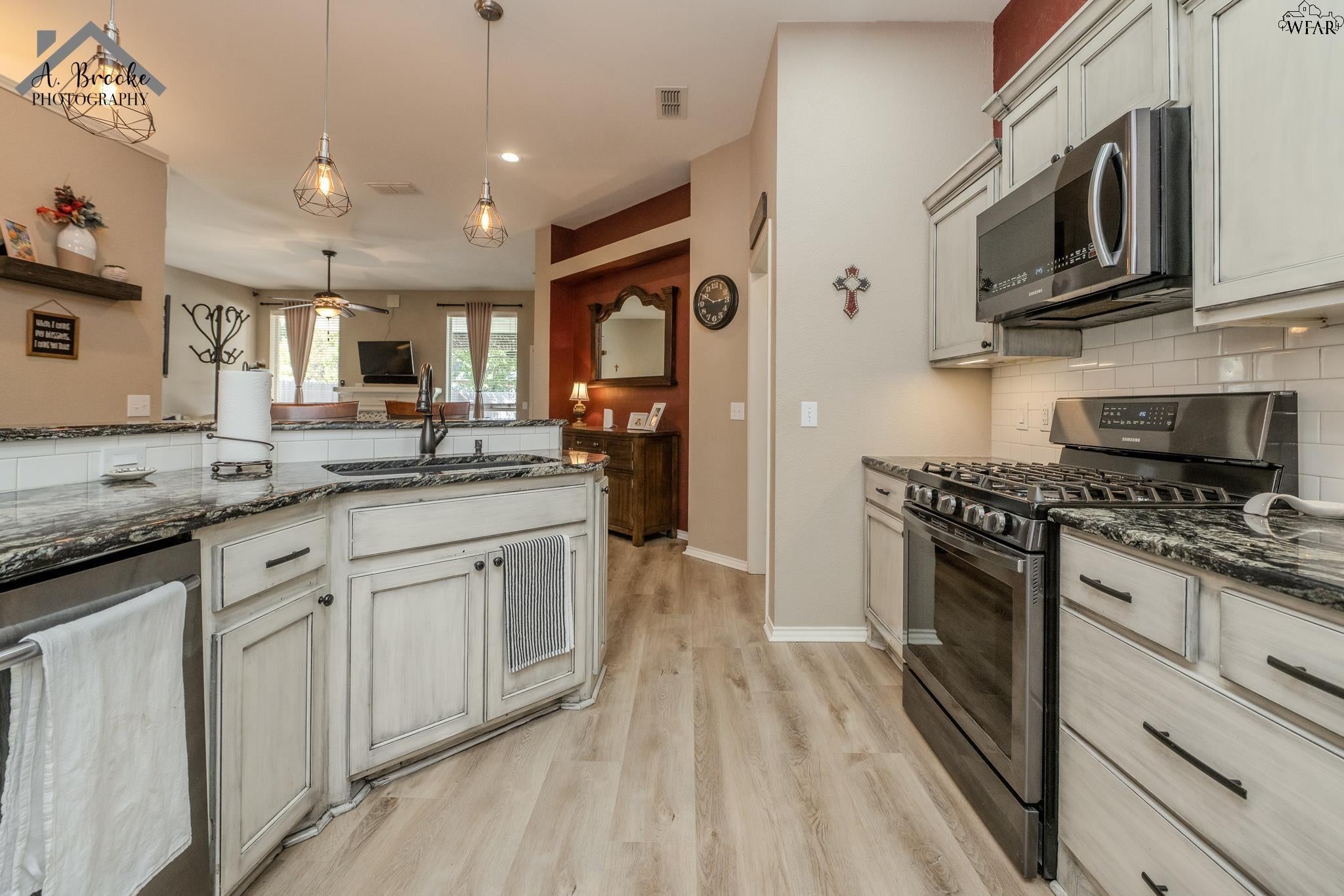 5310 PepperBush Drive Wichita Falls, TX 76310 - Photo 8 of 40 Gallery Image 8