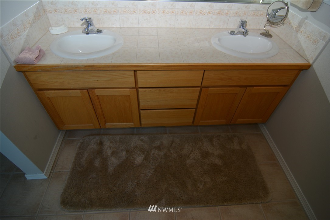 1070 Airport Road Cle Elum, WA 98922 - Photo 12 of 22 Gallery Image 12