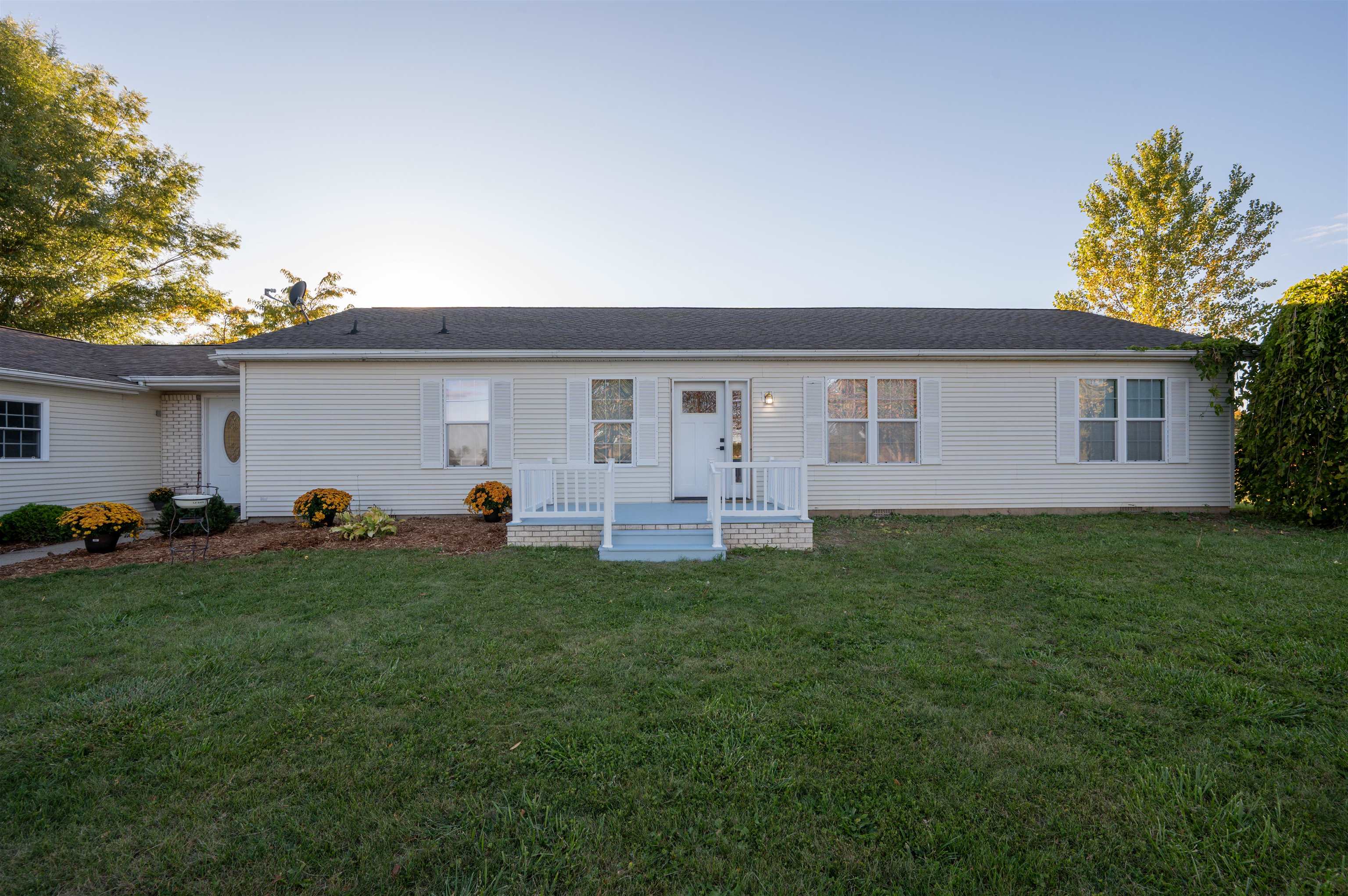 5433 North Hope Road Hope, MI 48628 - Photo 2 of 46
