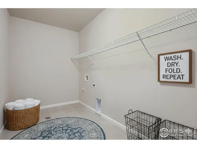 a bathroom with a toilet