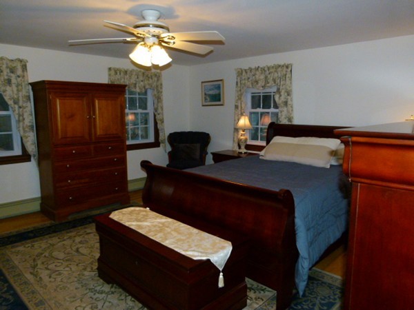 84 Newbury Road Rowley, MA 01969 - Photo 11 of 15