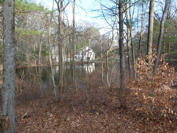 84 Newbury Road Rowley, MA 01969 - Photo 3 of 15