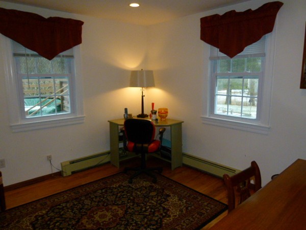 84 Newbury Road Rowley, MA 01969 - Photo 9 of 15
