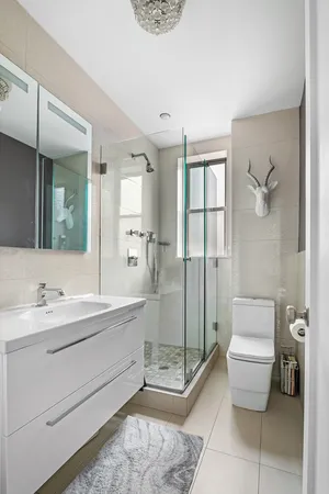 $725,000 | 67 Park Avenue, Unit 14D | Murray Hill