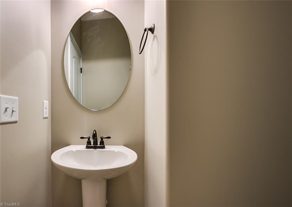 2462 Stutts Road Asheboro, NC 27205 - Photo 13 of 30 Gallery Image 13