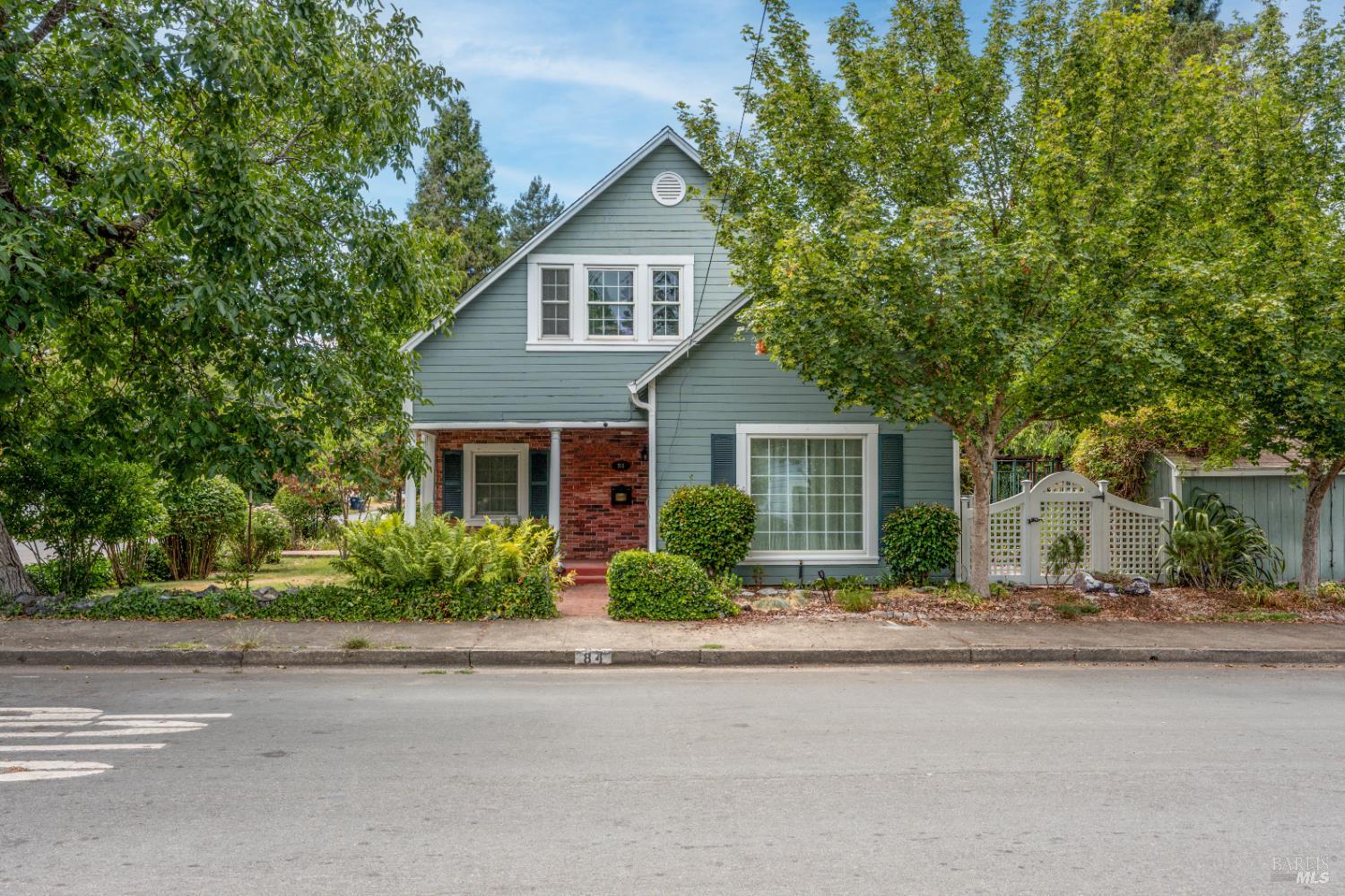 84 School Street Willits, CA 95490 - Photo 37 of 37 front view of a house with a street