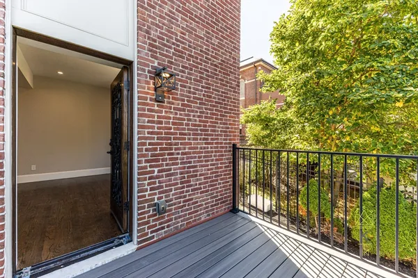 $4,100 | 85 Regent Street, Unit 2, Boston, MA 02119