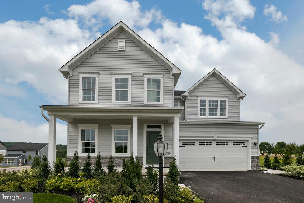 2467 Morgan Run Huntingdon Valley, PA 19006 - Photo 1 of 15