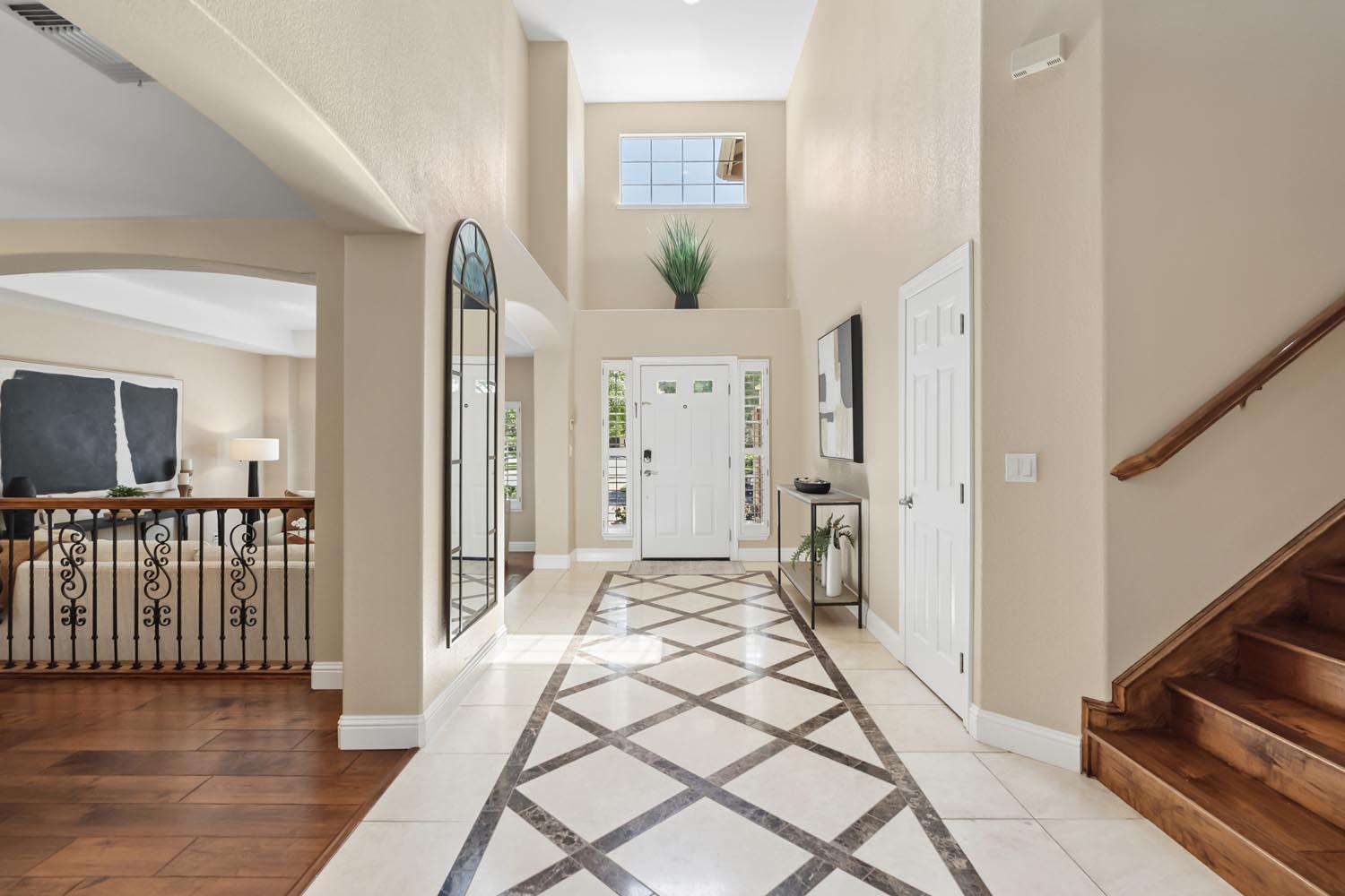 11937 Rising Sun Way Gold River, CA 95670 - Photo 3 of 42 Gallery Image 3