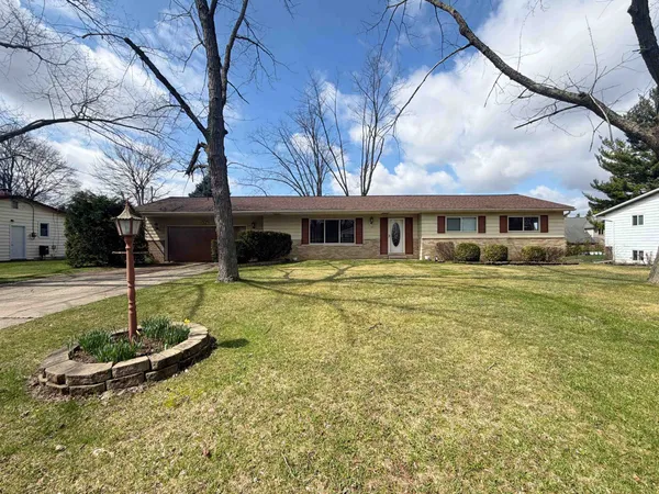 $220,000 | 11489 Colonial Woods Drive, Clio, MI 48420