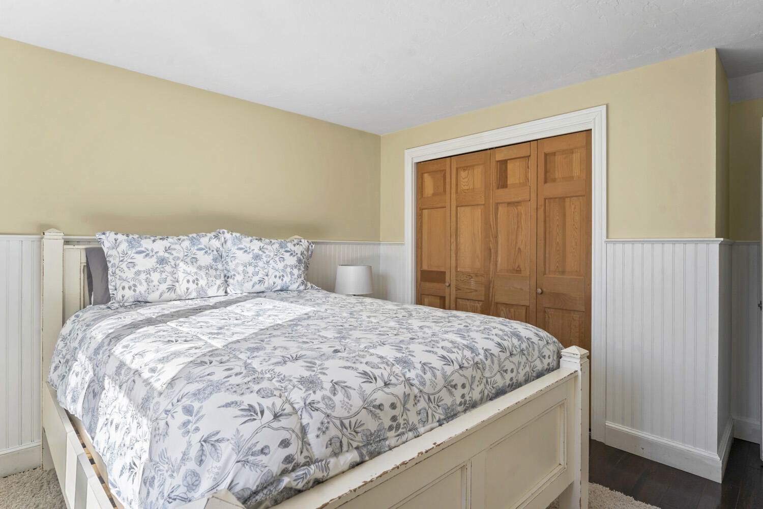 60 Saddle Club Road Edgartown, MA 02539 - Photo 15 of 20 a bedroom with a bed and a window