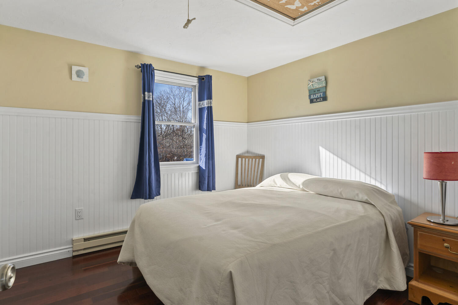 60 Saddle Club Road Edgartown, MA 02539 - Photo 17 of 20 a bedroom with a bed and a window