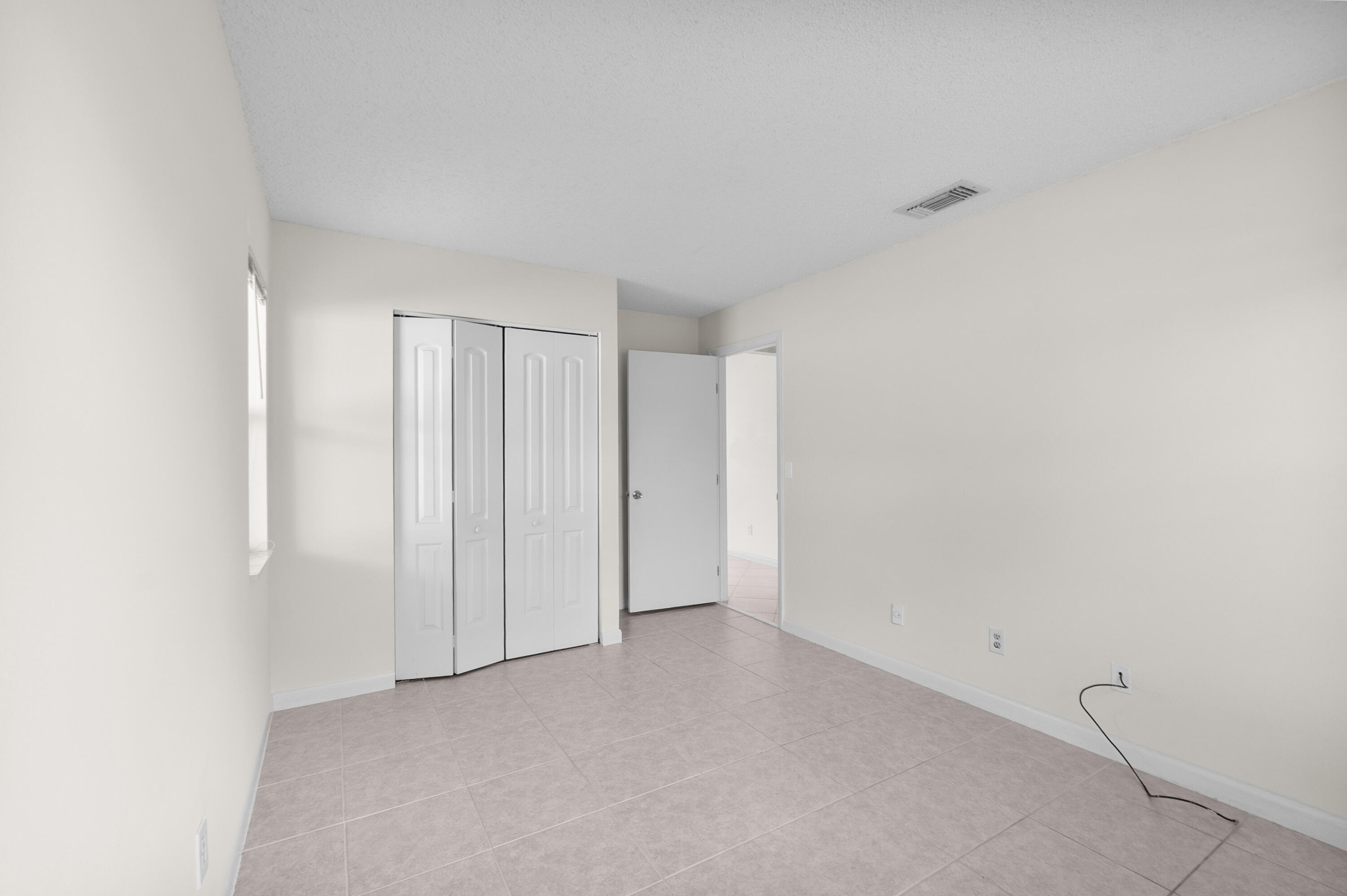 209 Wandering Trail Jupiter, FL 33458 - Photo 18 of 23 CVF09676