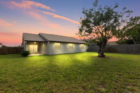 $3,200 | 209 Wandering Trail, Jupiter, FL 33458