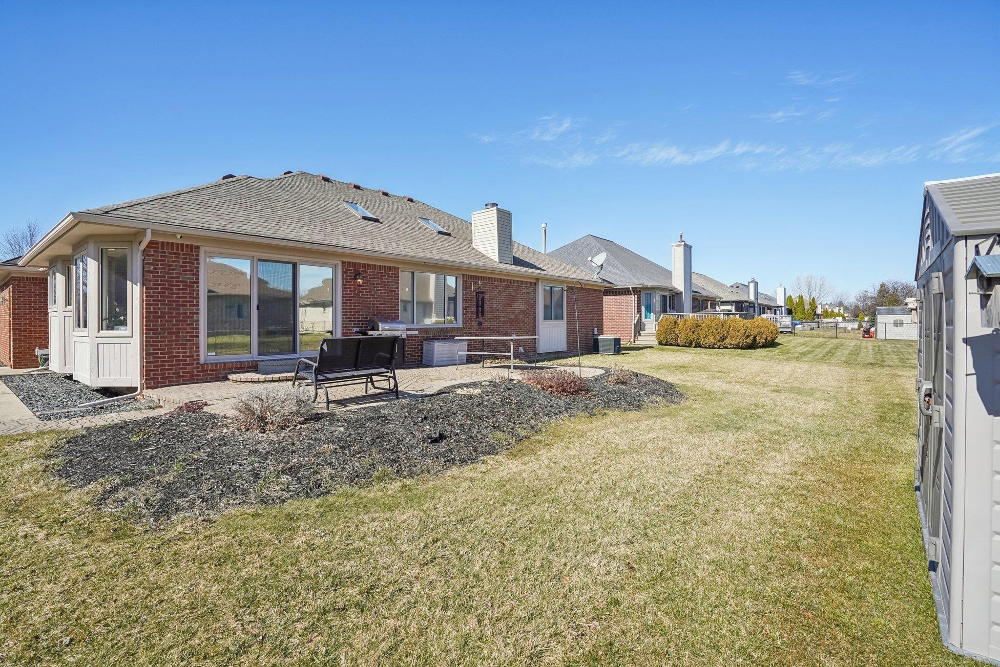 48302 Adams Drive Macomb, MI 48044 - Photo 43 of 47 Gallery Image 43