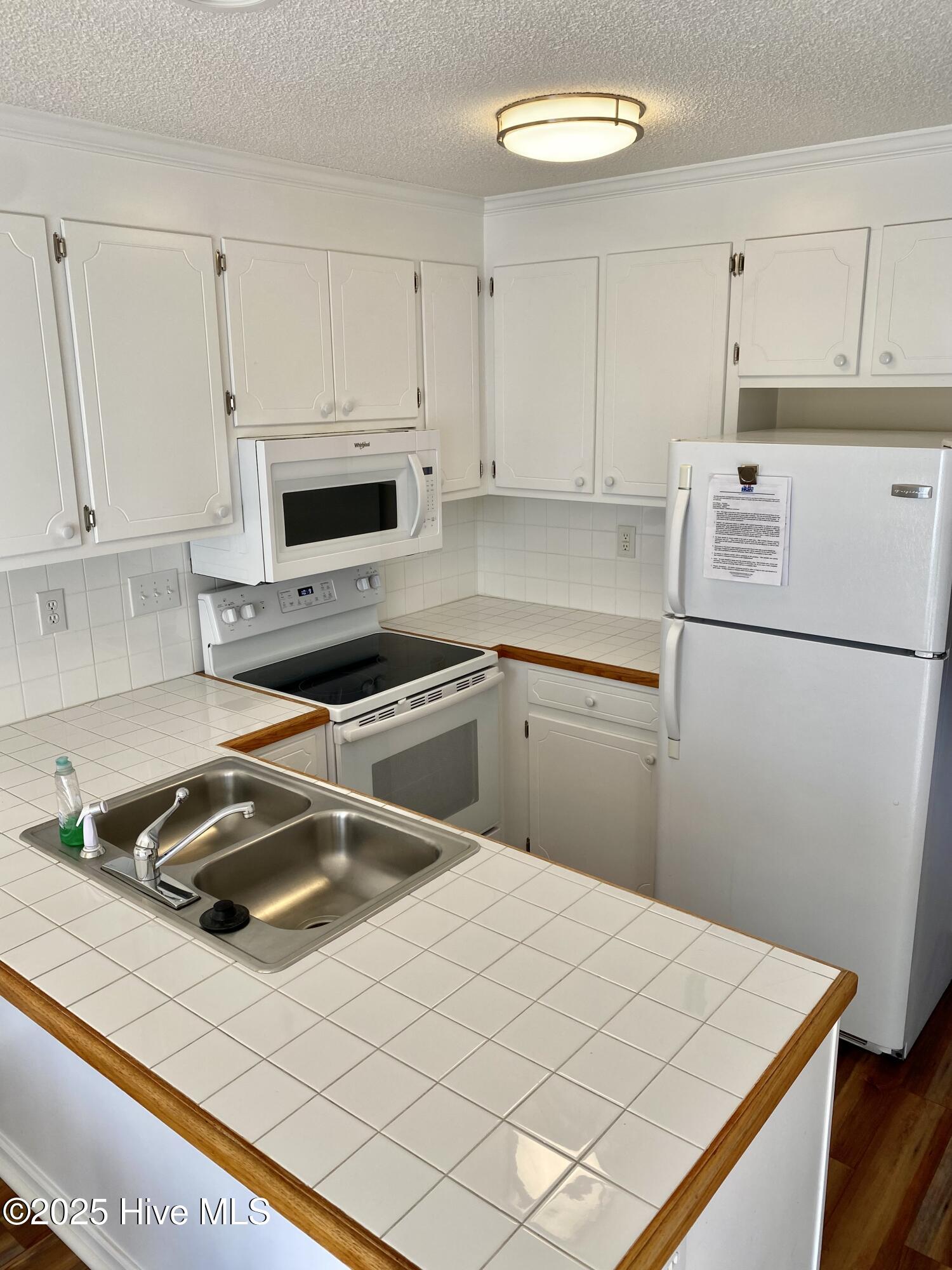 930 Spring Forest Road, Unit G5 Greenville, NC 27834 - Photo 2 of 15 IMG_8600