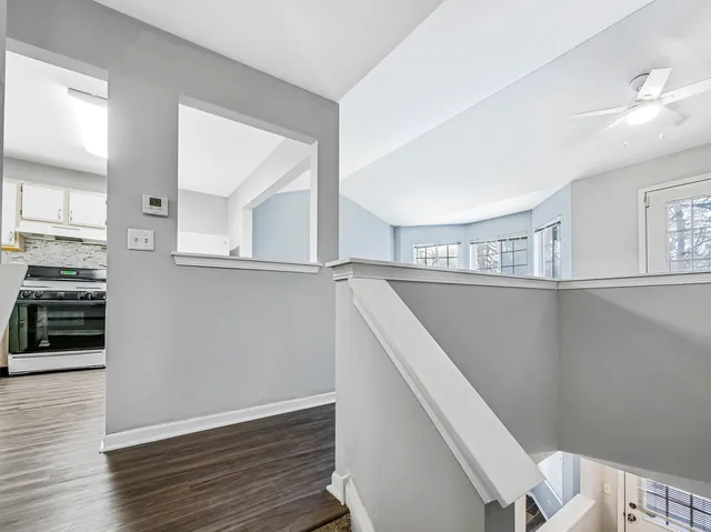 $199,900 | 249 West Whispering Oaks Lane, Round Lake, IL 60073