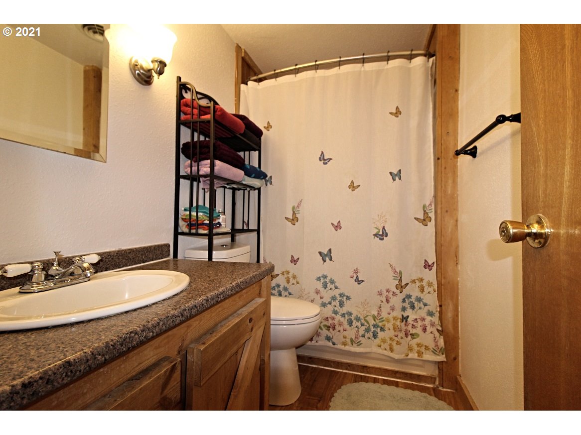175 Cutter Spur Road Castle Rock, WA 98611 - Photo 17 of 32 Gallery Image 17