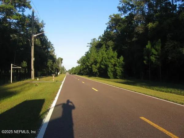 a view of a tennis court