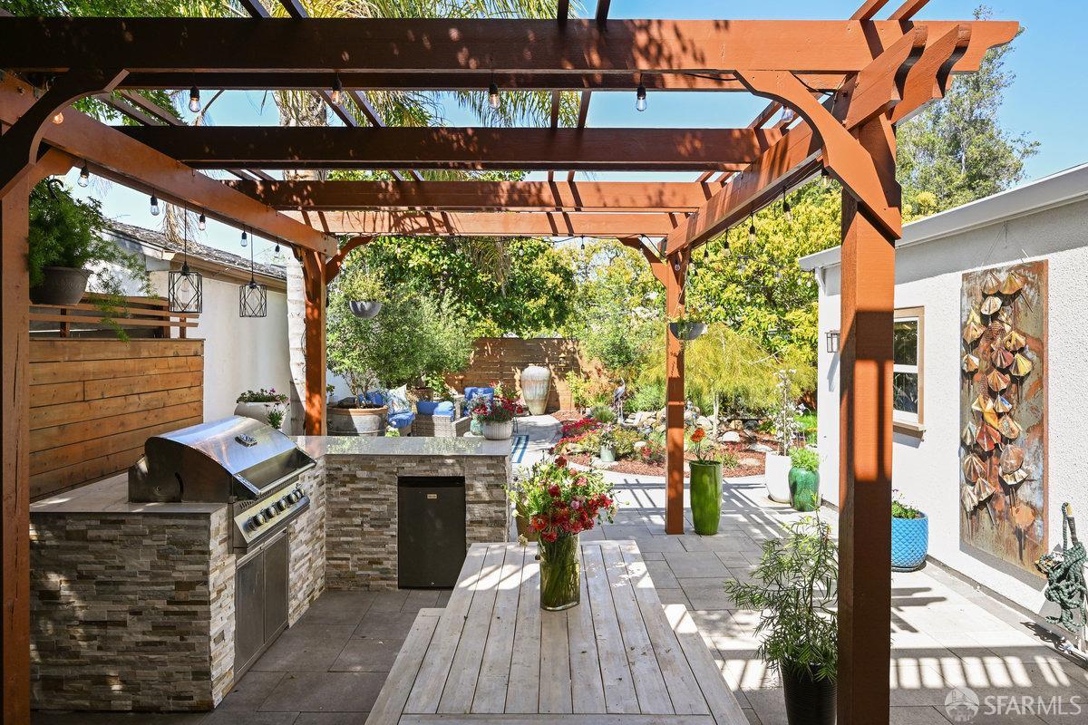 2445 Encinal Avenue Alameda, CA 94501 - Photo 17 of 78