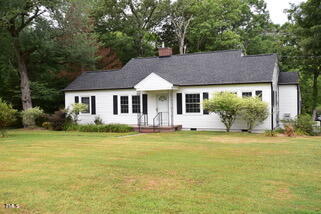 8767 Snow Camp Road Snow Camp, NC 27349 - Photo 5 of 19 DSC_0260