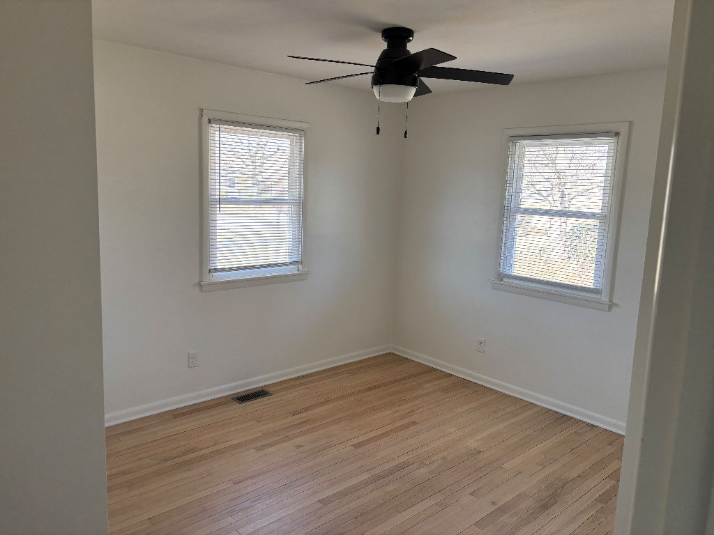 210 Roberts Road New Lenox, IL 60451 - Photo 8 of 16 Gallery Image 8