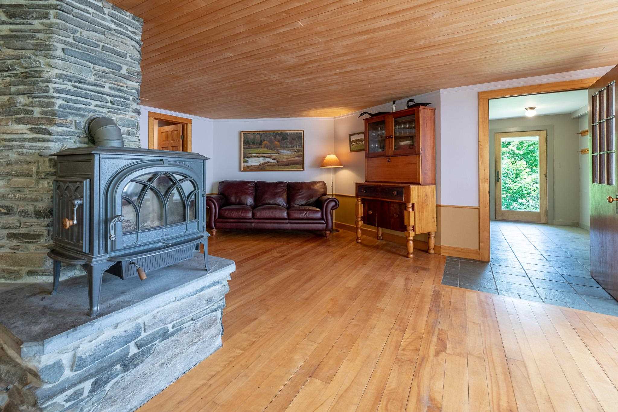 115 Wetmore Road Strafford, VT 05072 - Photo 9 of 40