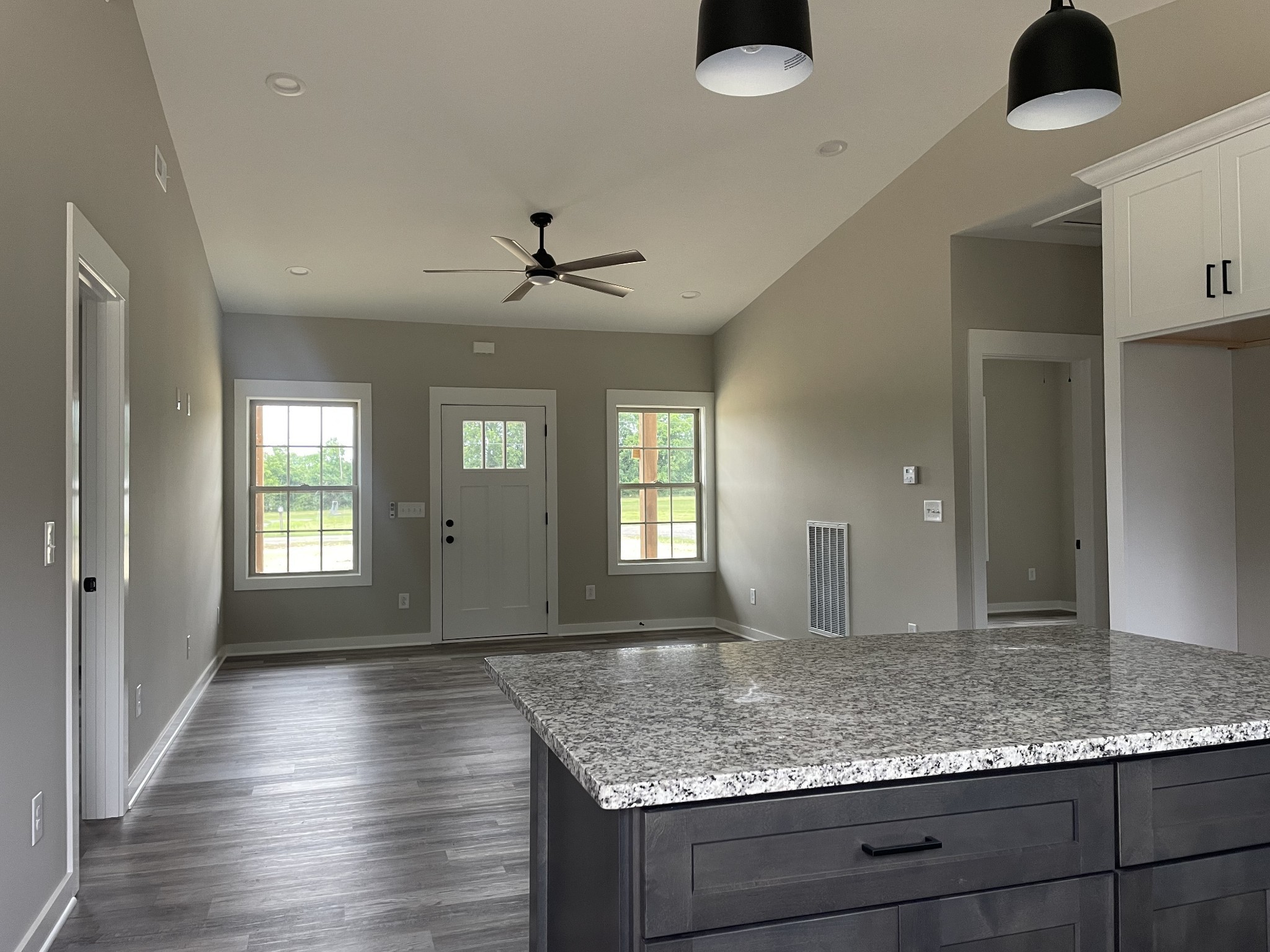 1107 Ruby Road Lewisburg, TN 37091 - Photo 4 of 13 Gallery Image 4
