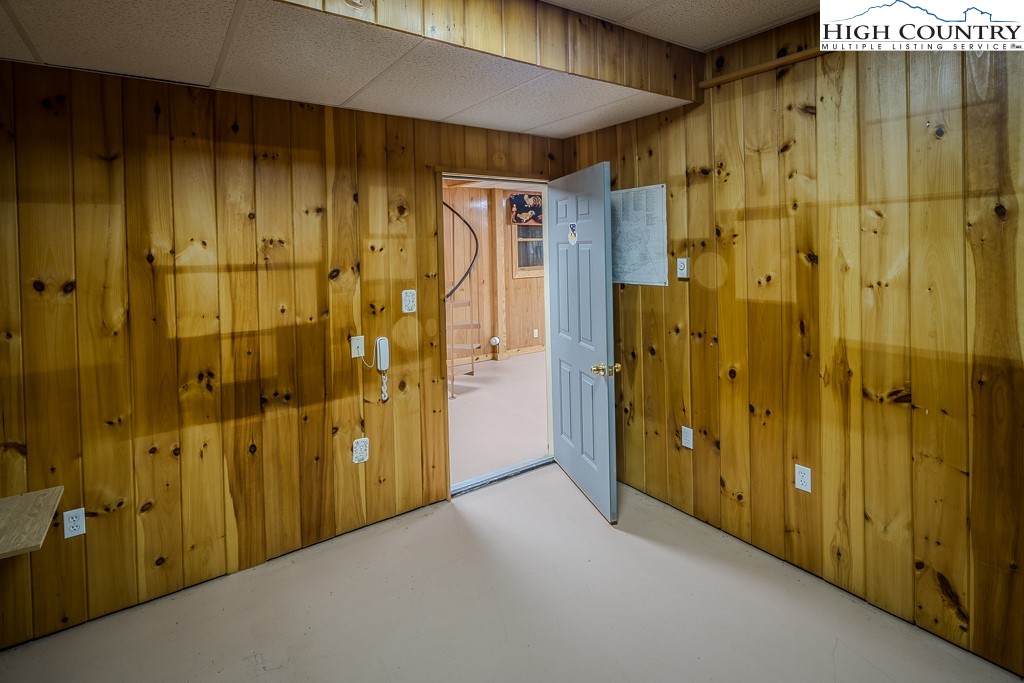 478 Laurel Hills Road Newland, NC 28657 - Photo 42 of 47 Gallery Image 42