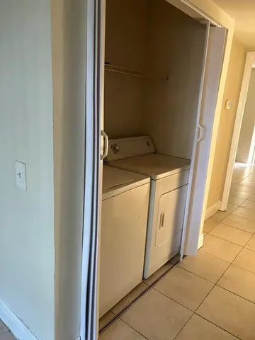 $199,990 | 704 Meadows Circle, Unit 704, Boynton Beach, FL 33436