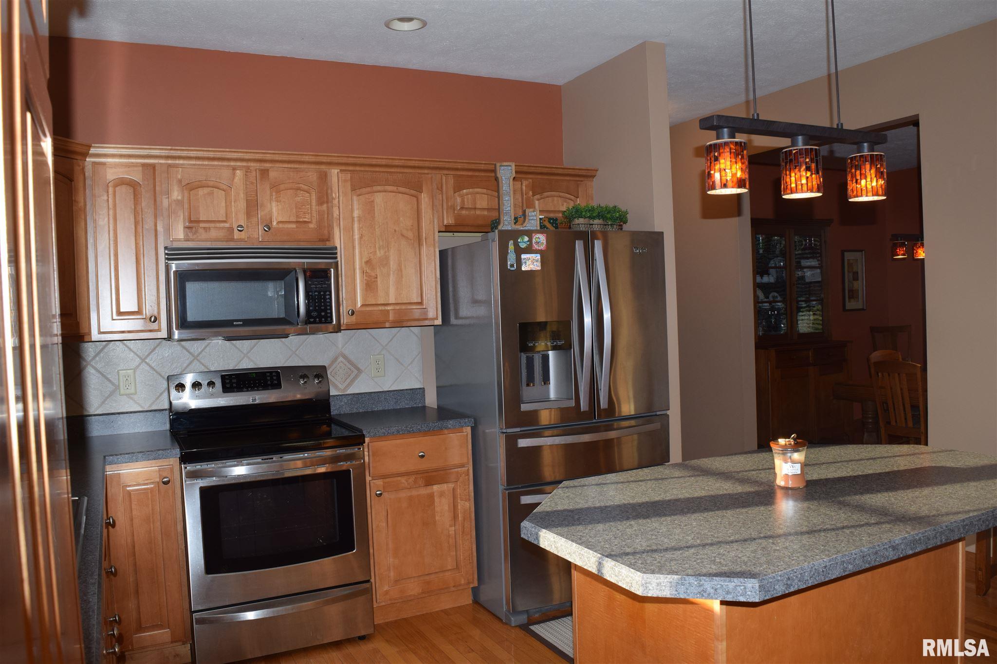 16 Drake Road Jacksonville, IL 62650 - Photo 23 of 49