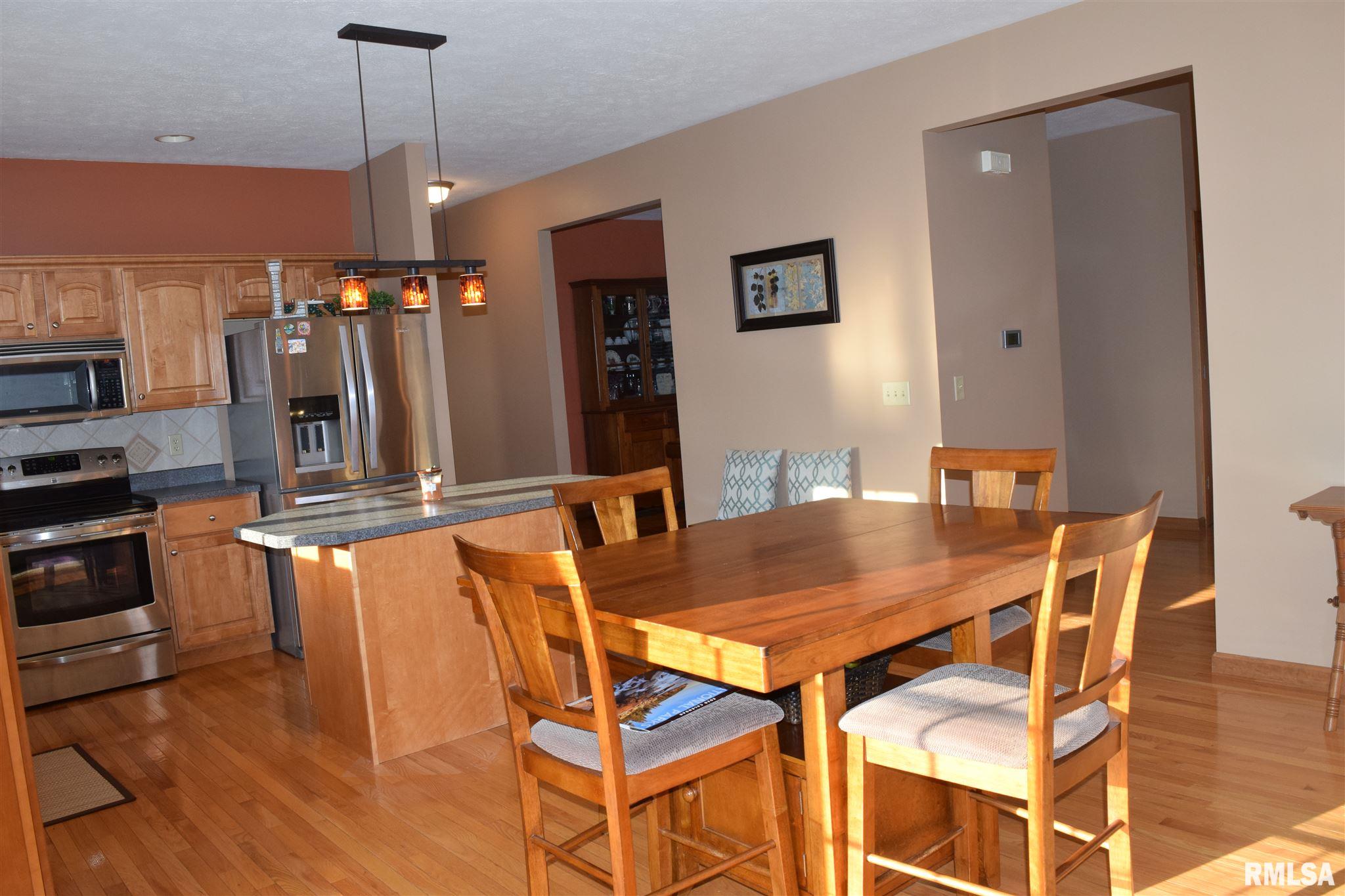 16 Drake Road Jacksonville, IL 62650 - Photo 41 of 49