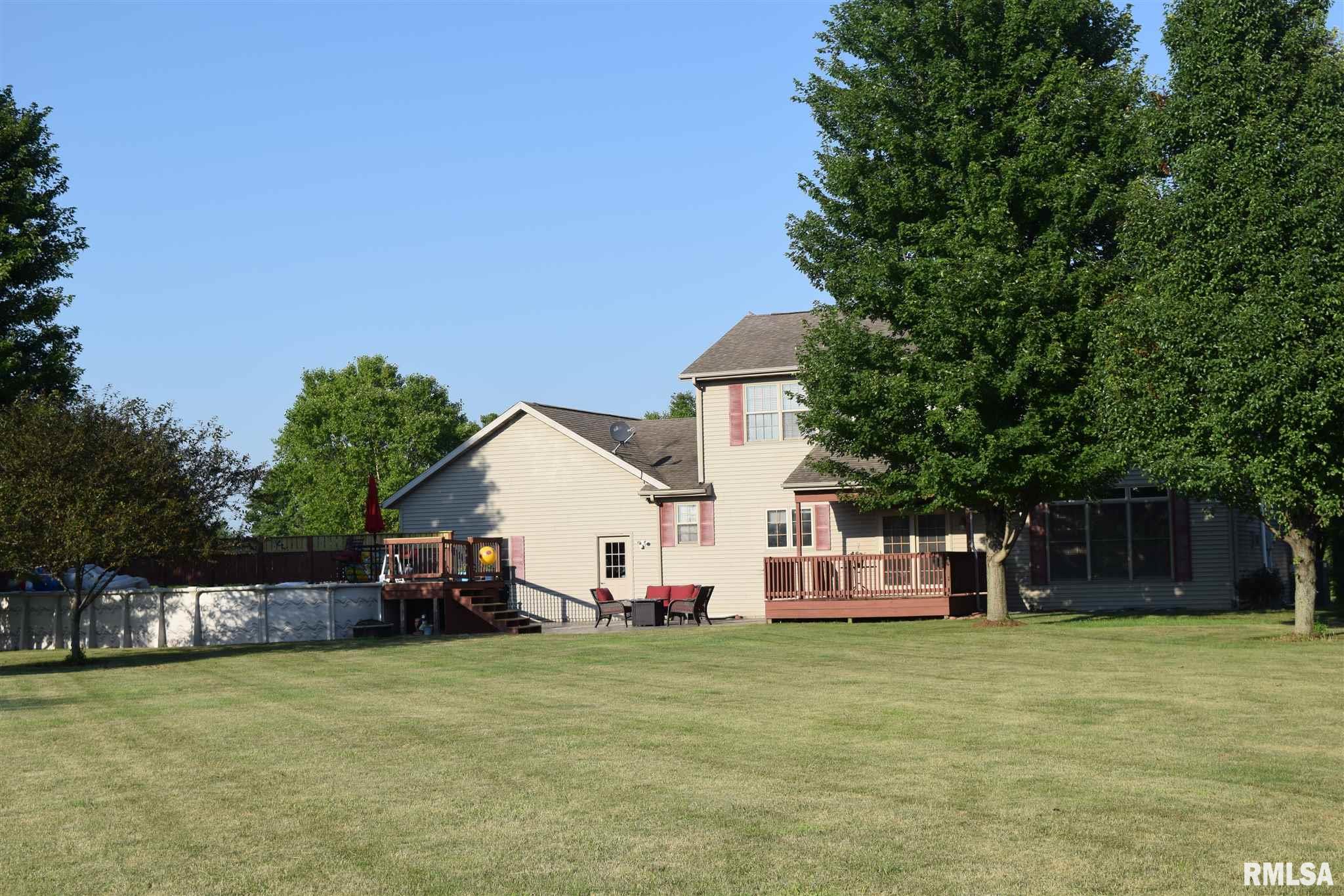 16 Drake Road Jacksonville, IL 62650 - Photo 7 of 49