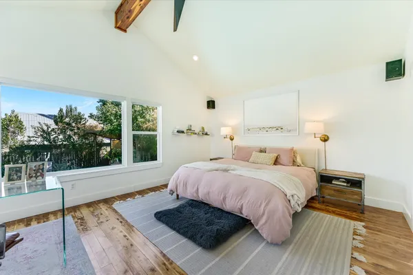 $1,048,000 | 1204 East Live Oak Street, Austin, TX 78704