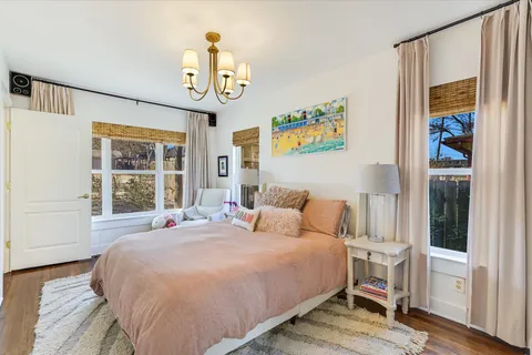 $1,048,000 | 1204 East Live Oak Street, Austin, TX 78704