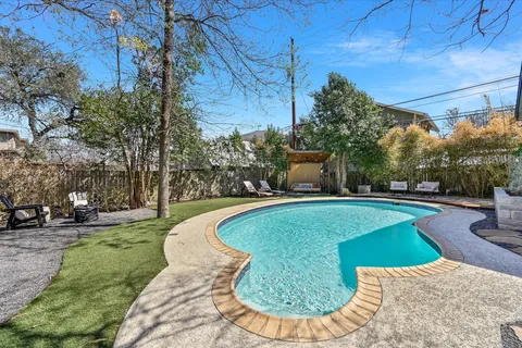 $1,048,000 | 1204 East Live Oak Street, Austin, TX 78704