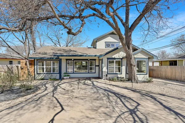 $1,048,000 | 1204 East Live Oak Street, Austin, TX 78704