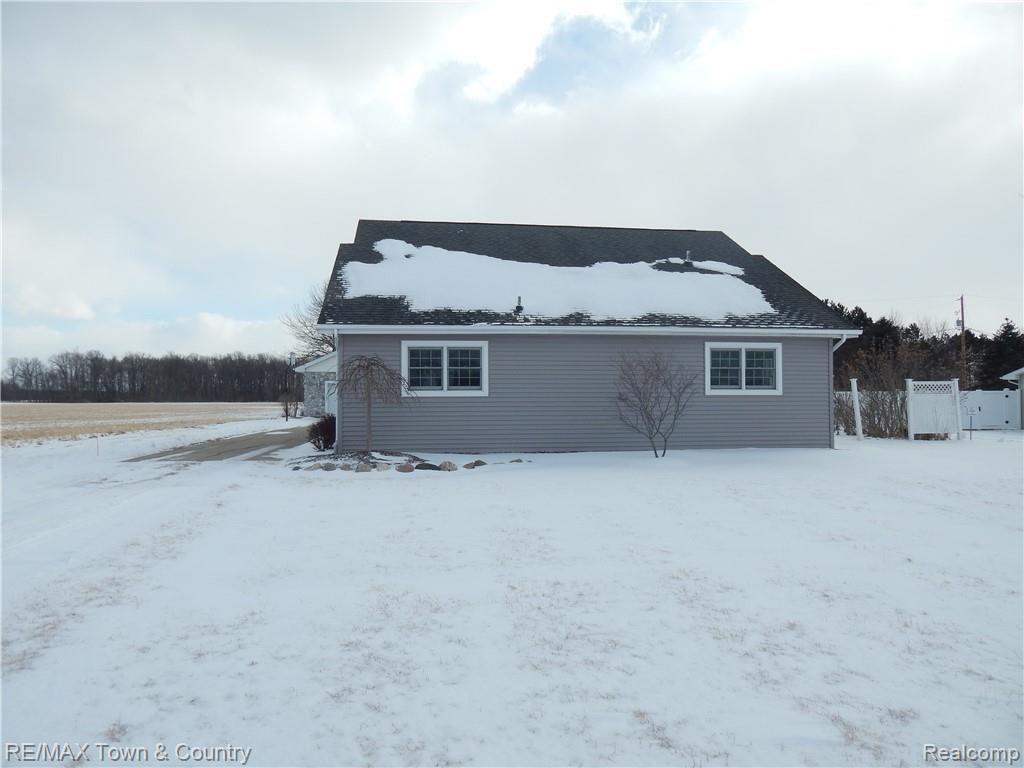 12257 Coldwater Road Flushing, MI 48433 - Photo 41 of 41 DSCN9321.JPG