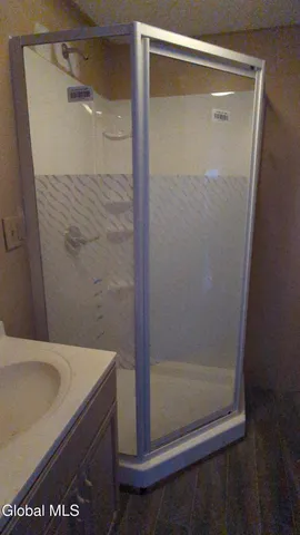 $1,400 | 75 Park Street, Gloversville, NY 12078