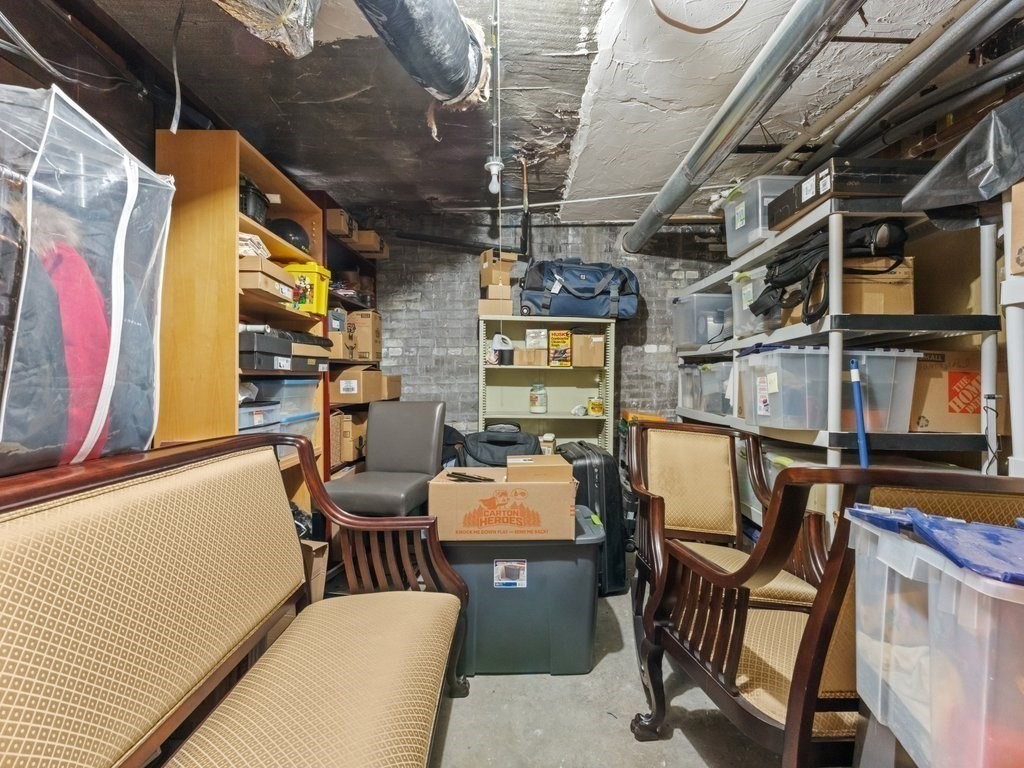 101 Winthrop Road, Unit 1 Brookline, MA 02445 - Photo 23 of 30 Gallery Image 23