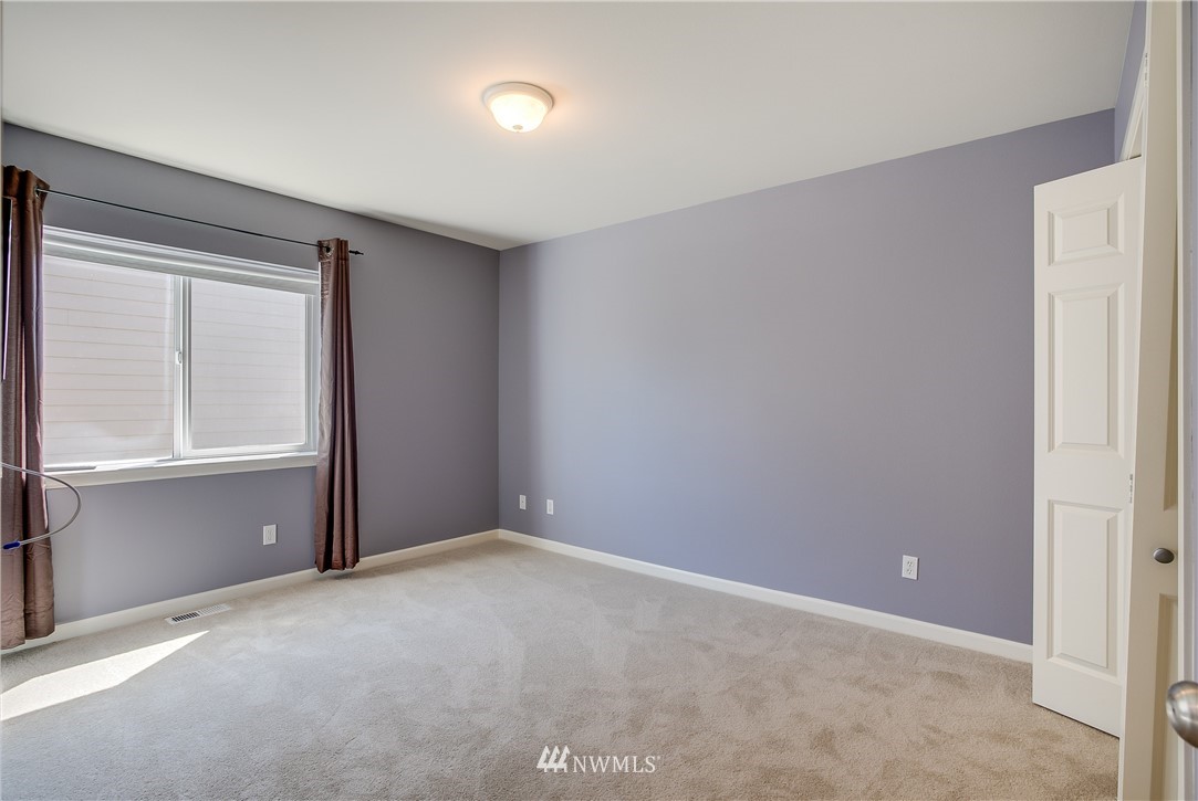 406 Orcas Place Northeast Renton, WA 98059 - Photo 16 of 23