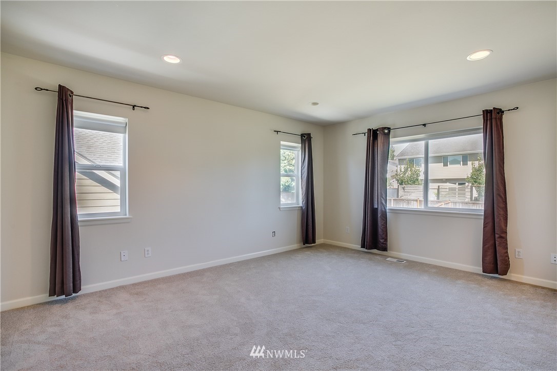 406 Orcas Place Northeast Renton, WA 98059 - Photo 17 of 23