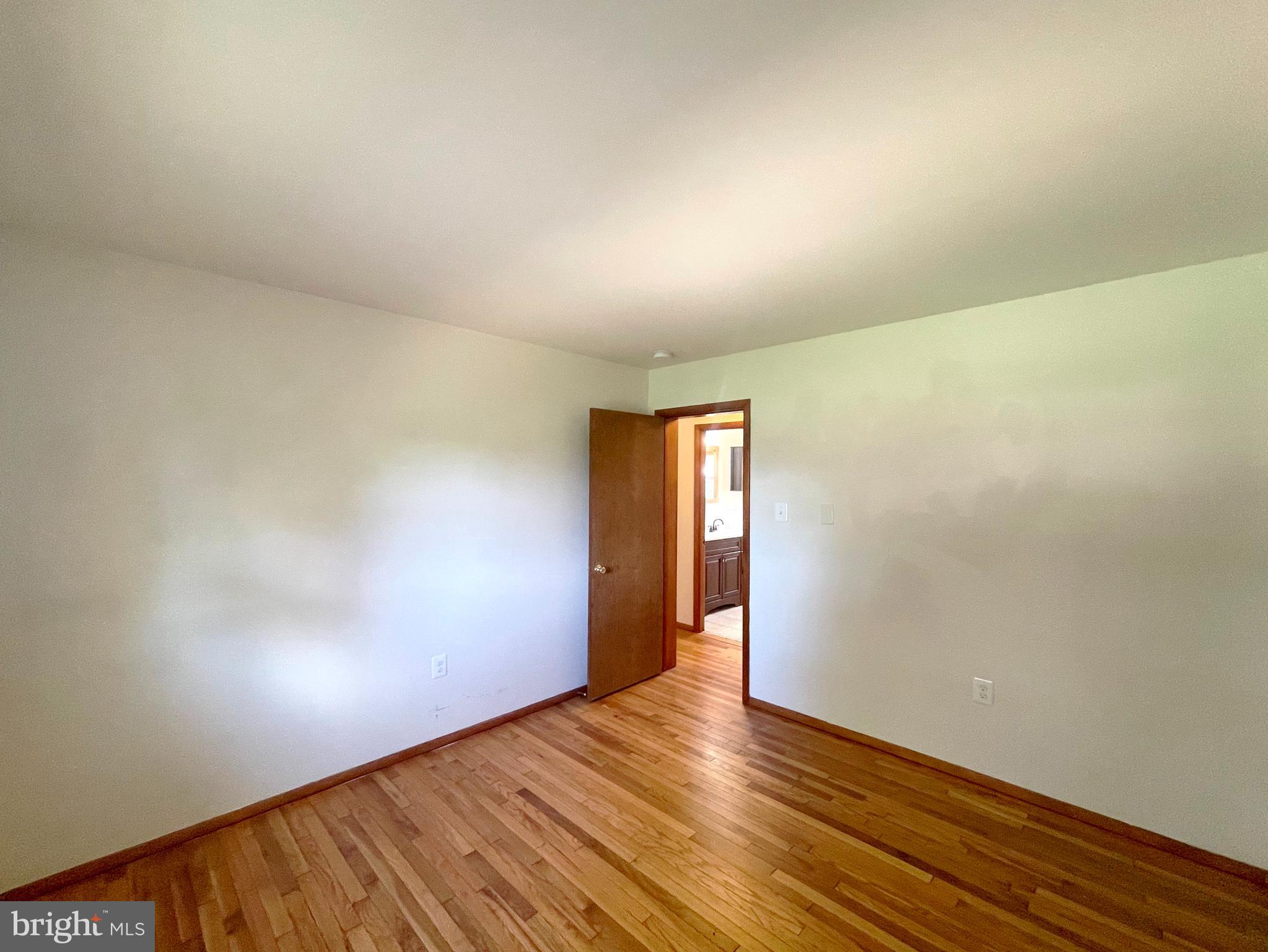 5472 Sixes Road Prince Frederick, MD 20678 - Photo 17 of 37 Bedroom #1
