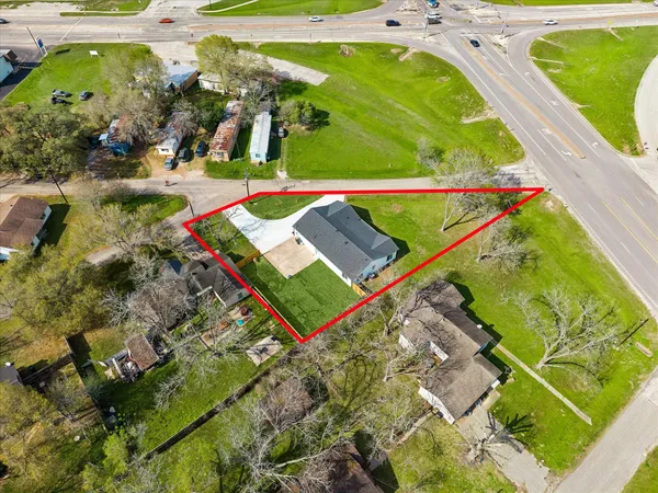 $379,000 | 1337 South Circle Street, Sealy, TX 77474