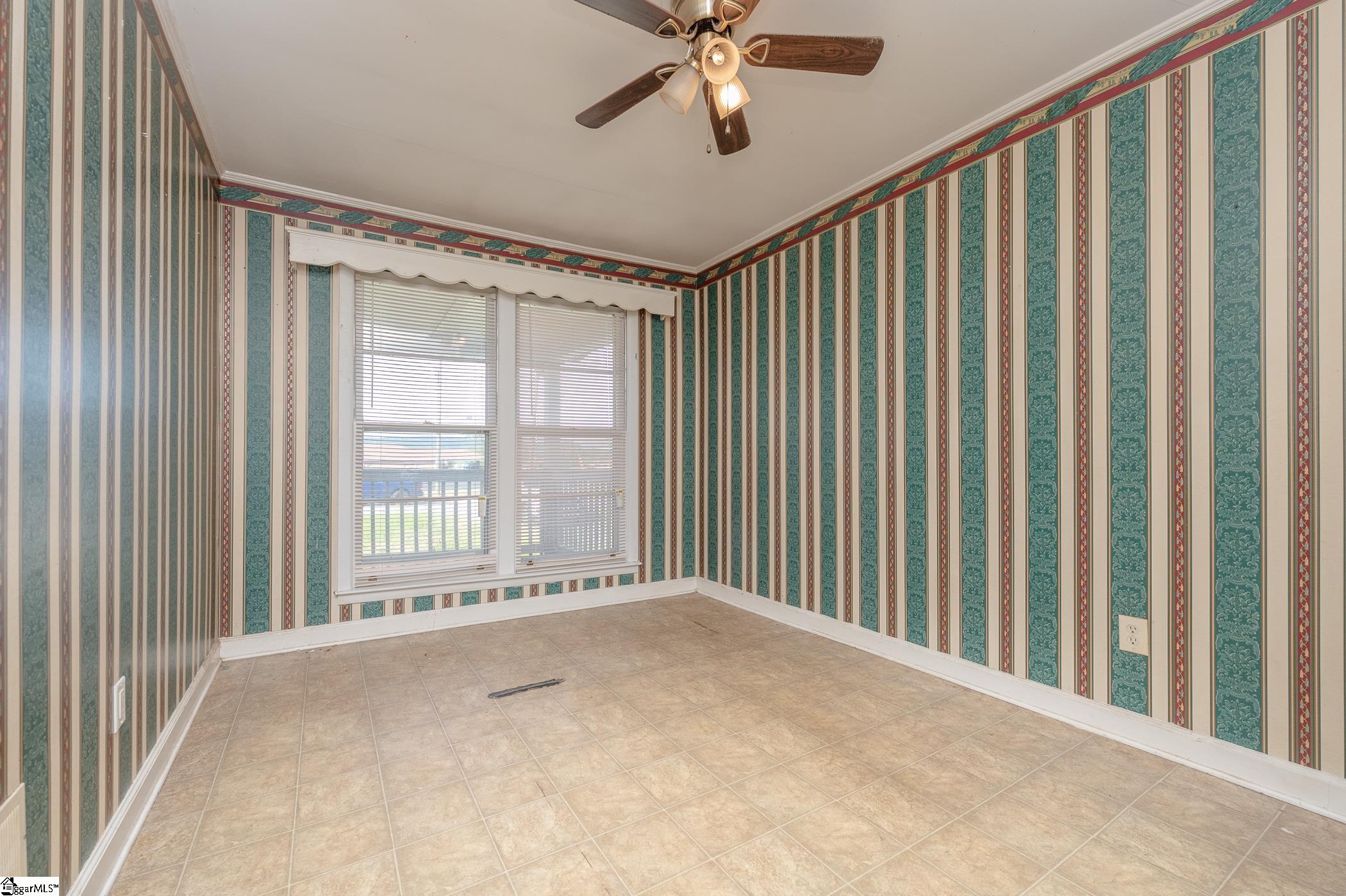 1409 West Parker Road Greenville, SC 29617 - Photo 6 of 29