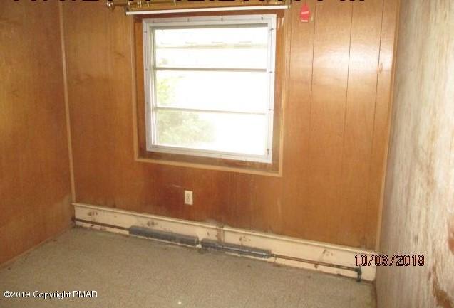 37 Sickler Road Wyoming, PA 18644 - Photo 14 of 16 br