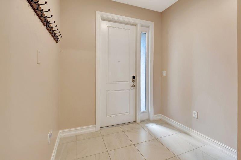 10102 Akenside Drive Boca Raton, FL 33428 - Photo 3 of 42 01_dsc_1949
