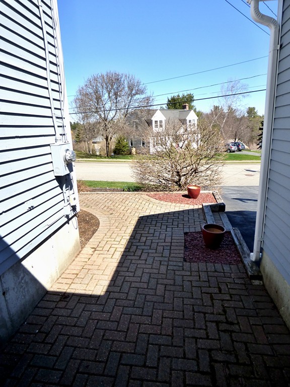 44 Indian Ridge Road Leominster, MA 01453 - Photo 5 of 30 Gallery Image 5