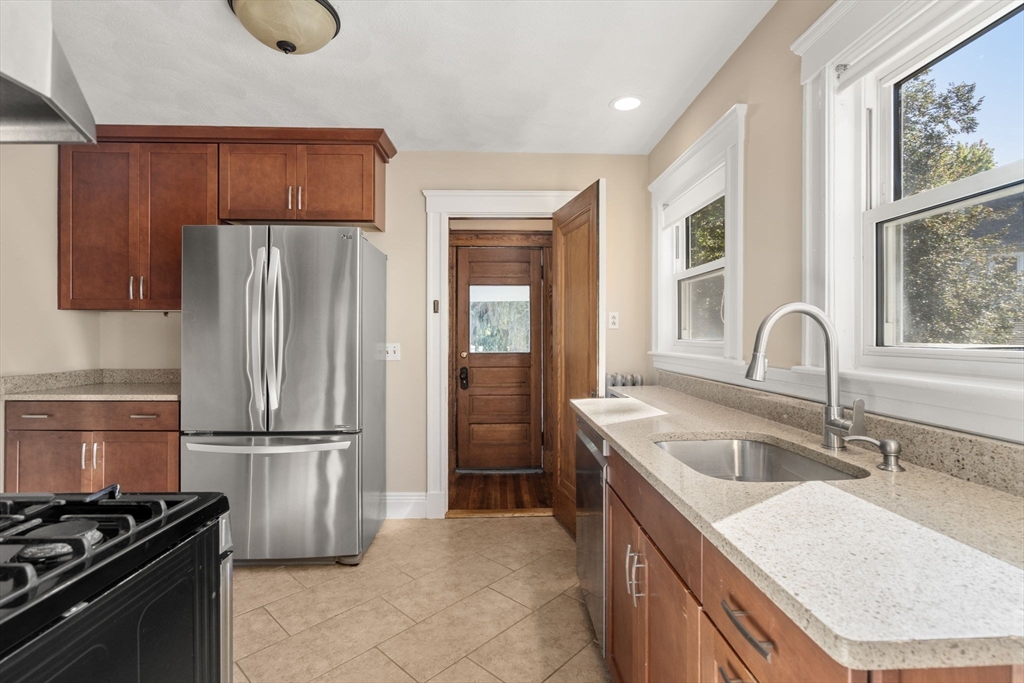 133 Hillside Road Watertown, MA 02472 - Photo 27 of 40 Gallery Image 27